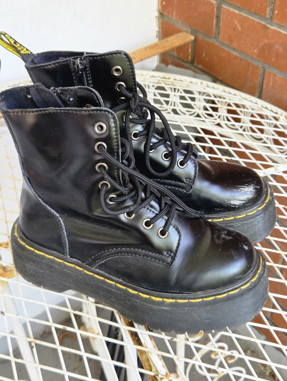 Dr. Martens Jadon Black Leather Platform Boots Size Women's 6 / EU 37